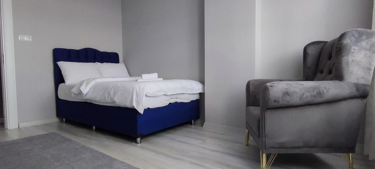 Metro Vip Aparthotel ทรับซอน ภายนอก รูปภาพ