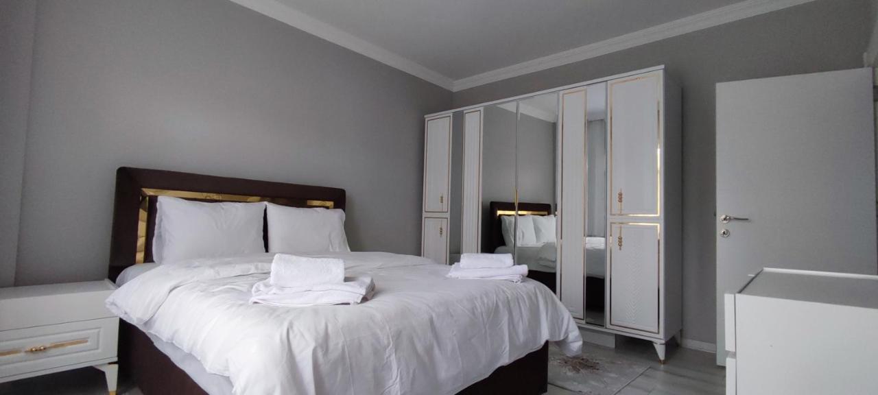 Metro Vip Aparthotel ทรับซอน ภายนอก รูปภาพ